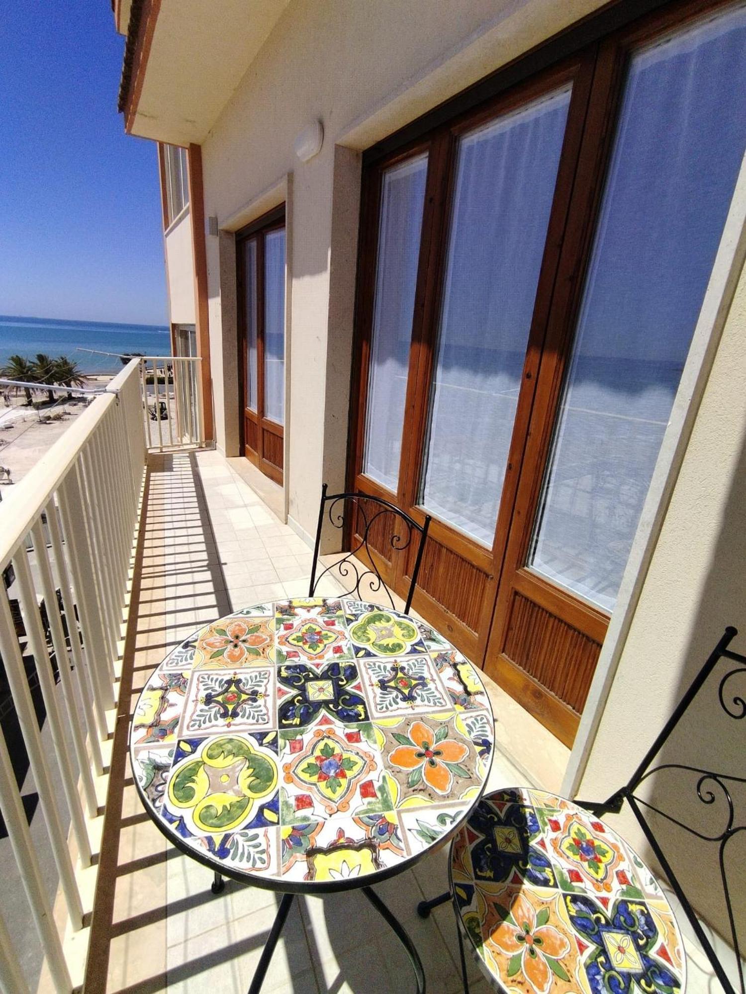 Calammari Apartment Marina di Modica Exterior photo